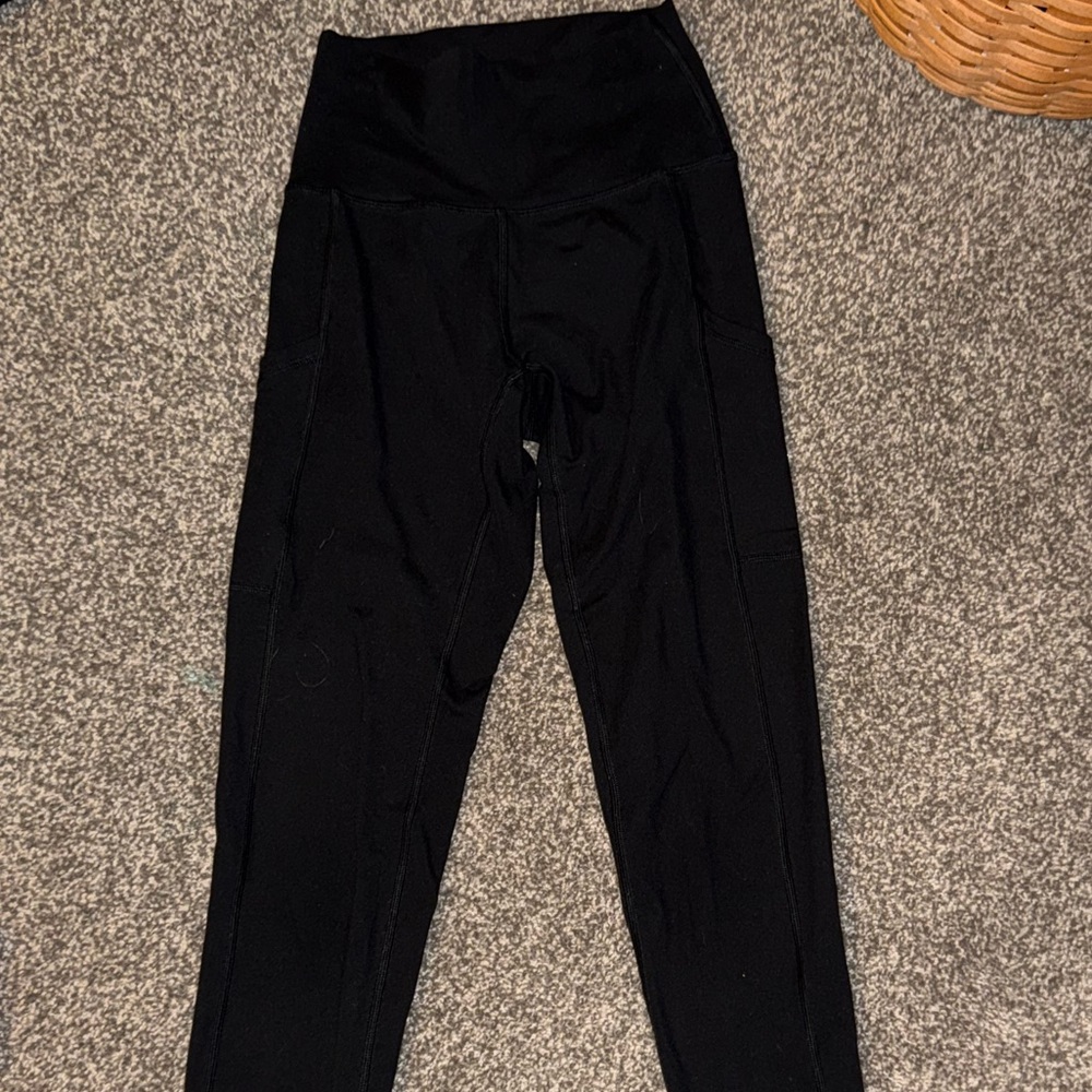Aerie Black High-Waisted The Hugger Leggings w/ Pockets